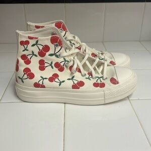 Women’s Converse All Star